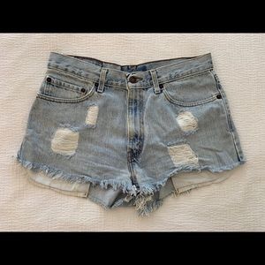Levi’s Cut-Off Jean Shorts